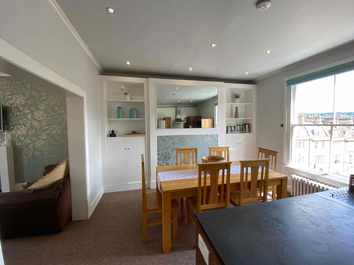 Bath Roof Terrace Apartment, City Centre, Sleeps Up To 8 Eksteriør billede