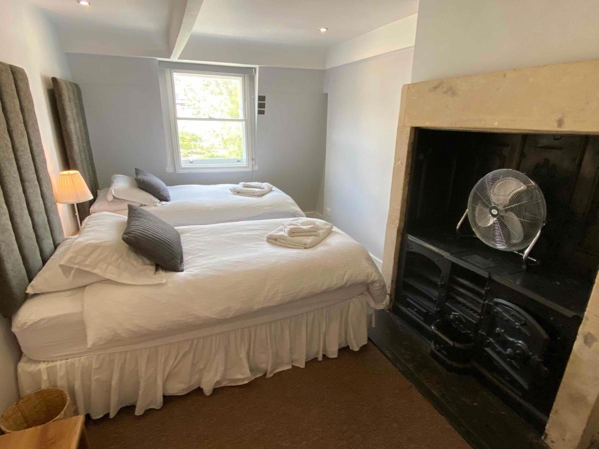Bath Roof Terrace Apartment, City Centre, Sleeps Up To 8 Eksteriør billede